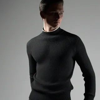 Super sweter - czarny